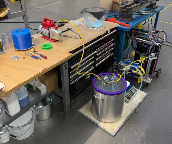 In-house vacuum potting setup
